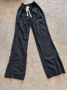 ROXY - Black Smocked Waist Straight-Leg Pants